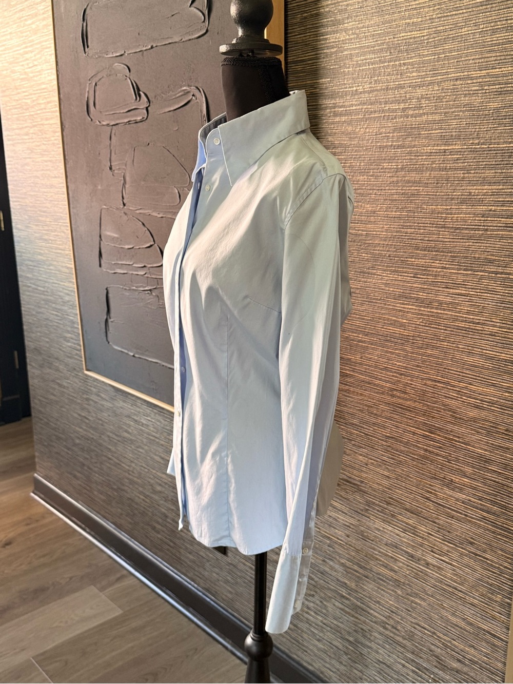EXPRESS Light Blue Ladie’s Dress Shirt - Tailored Button-Down